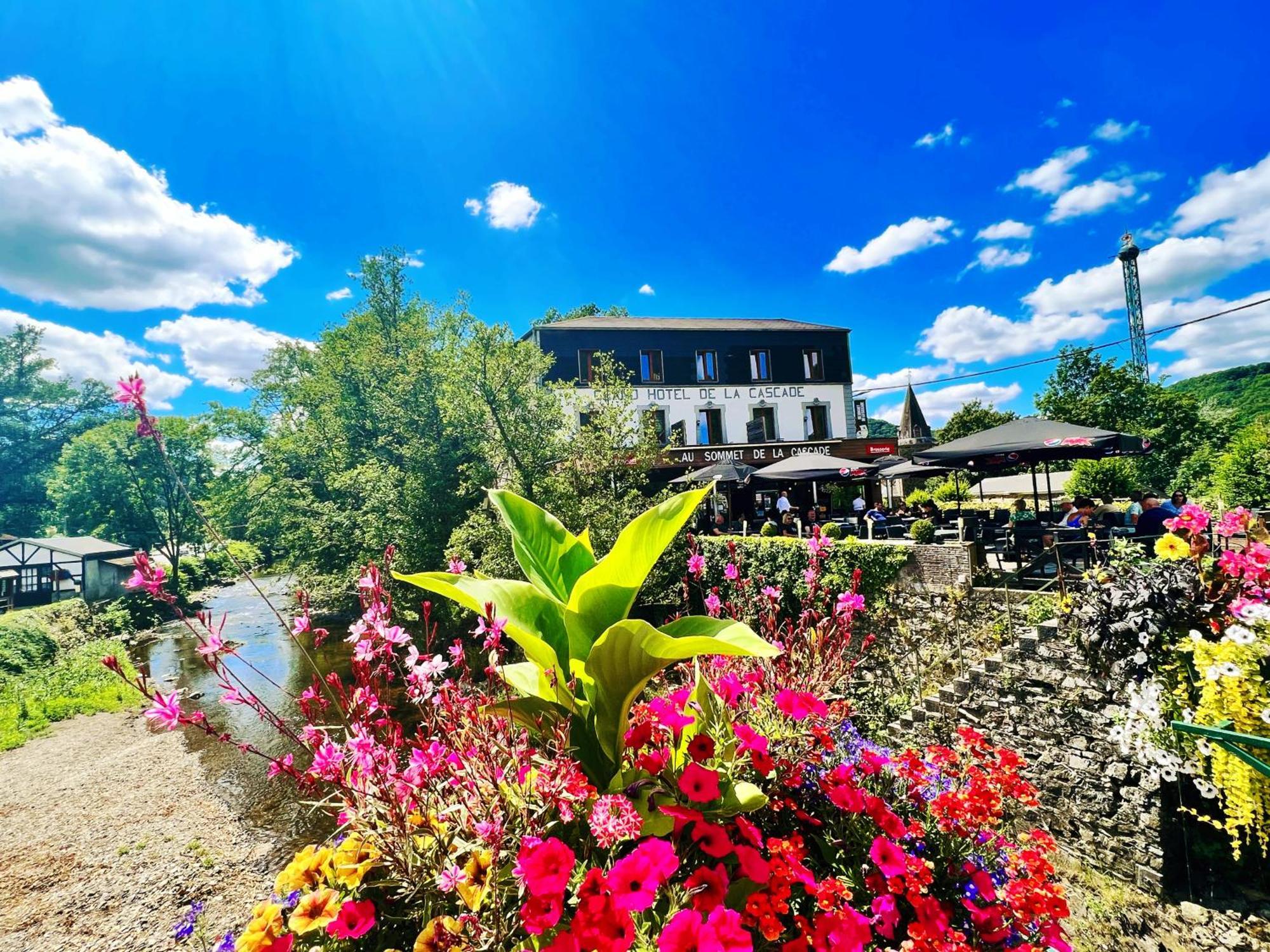 Au Sommet De La Cascade Hotel Stavelot Exterior photo